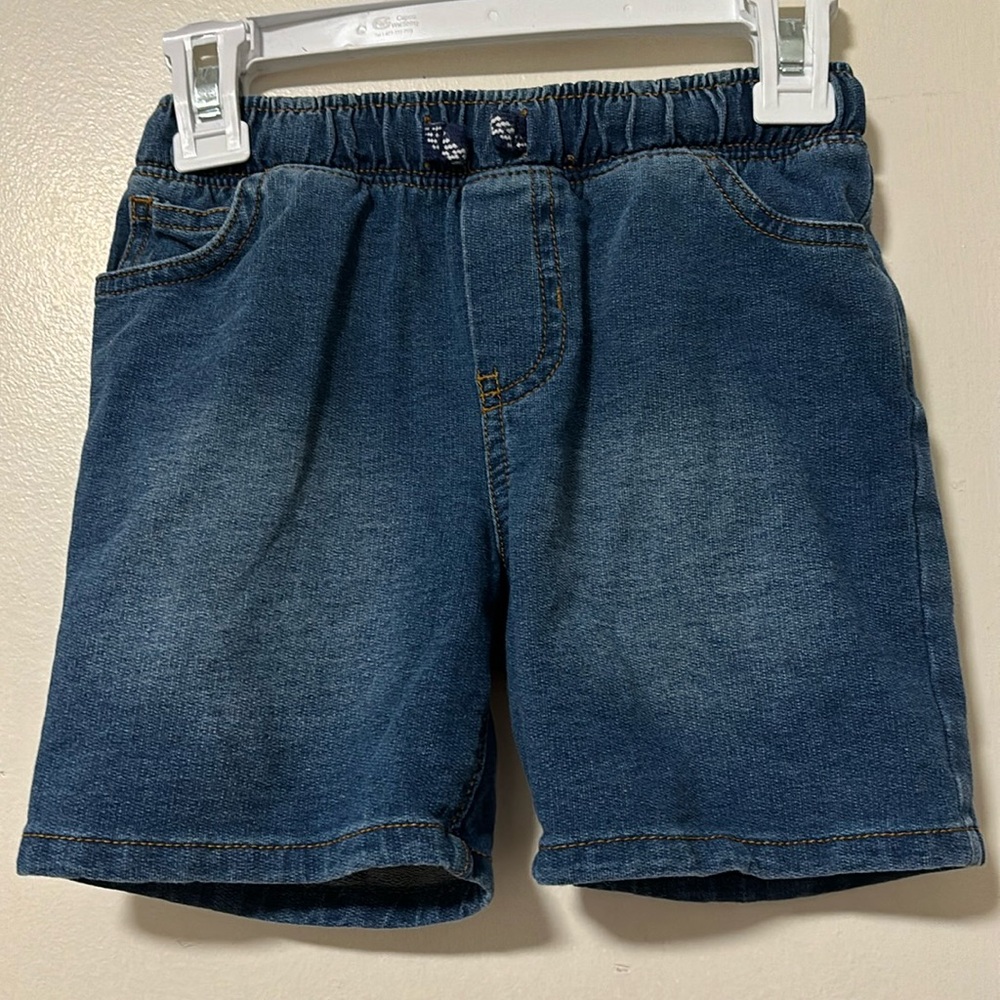 Cute toddler denim shorts!